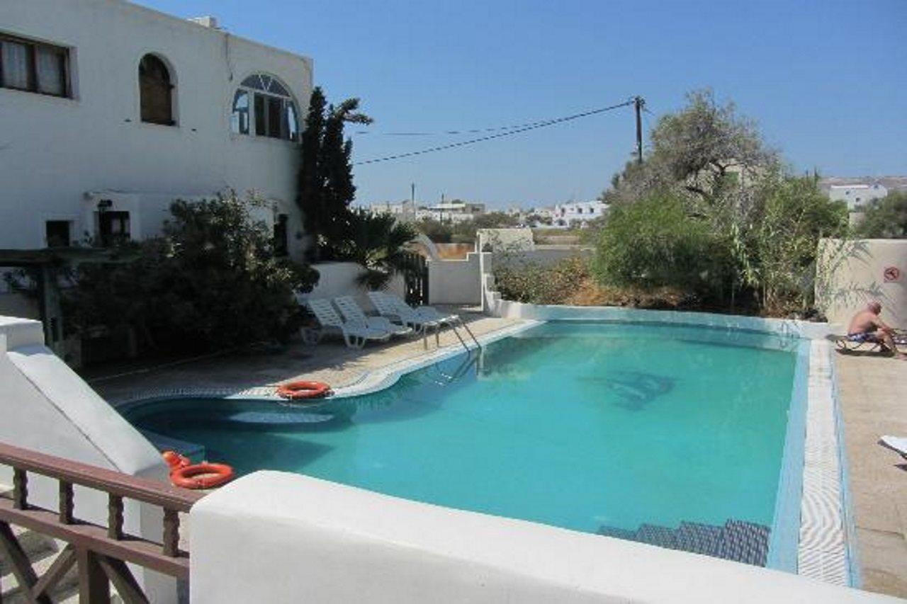 Drossos Hotel Perissa (Santorini)