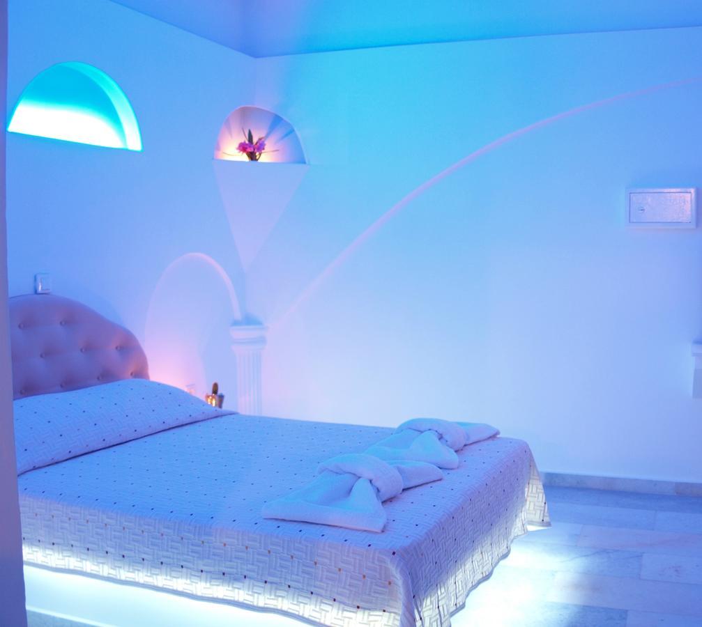 Drossos Hotel Perissa (Santorini)